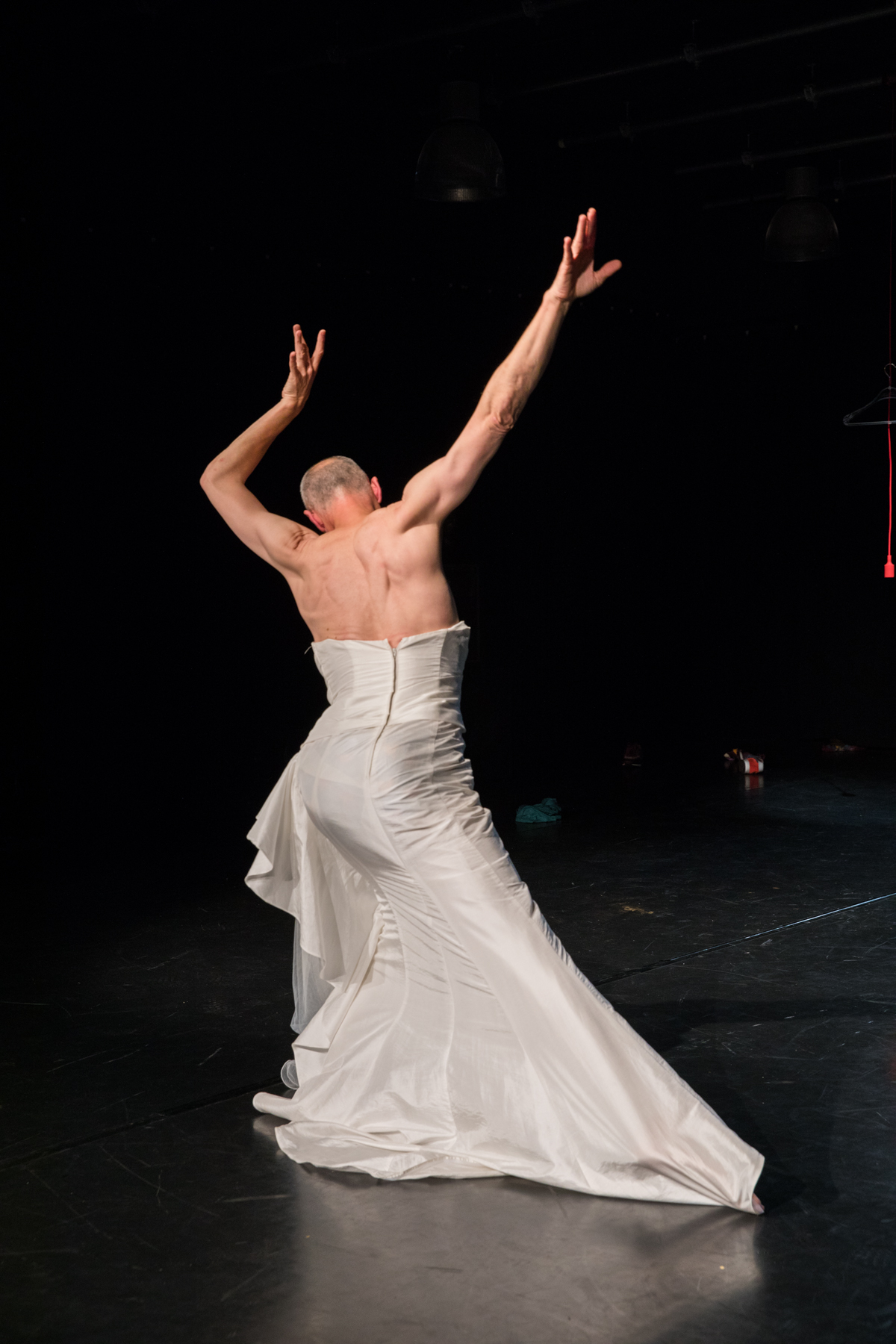 Liebe_üben_6(Bild Robin Junicke) - theater@sgaramusch.ch.jpg